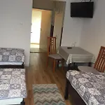 Fajna Kwatera Varşova