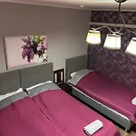 Daire Fajna Kwatera Varşova