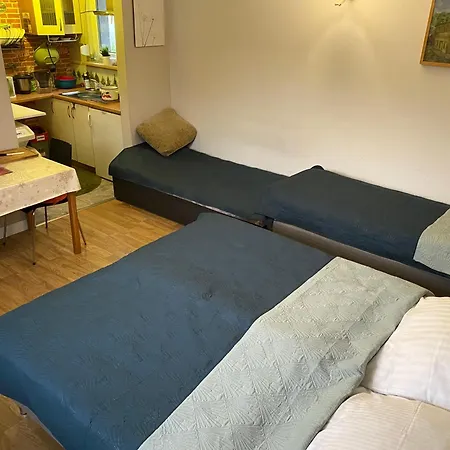 Fajna Kwatera * Varsovia